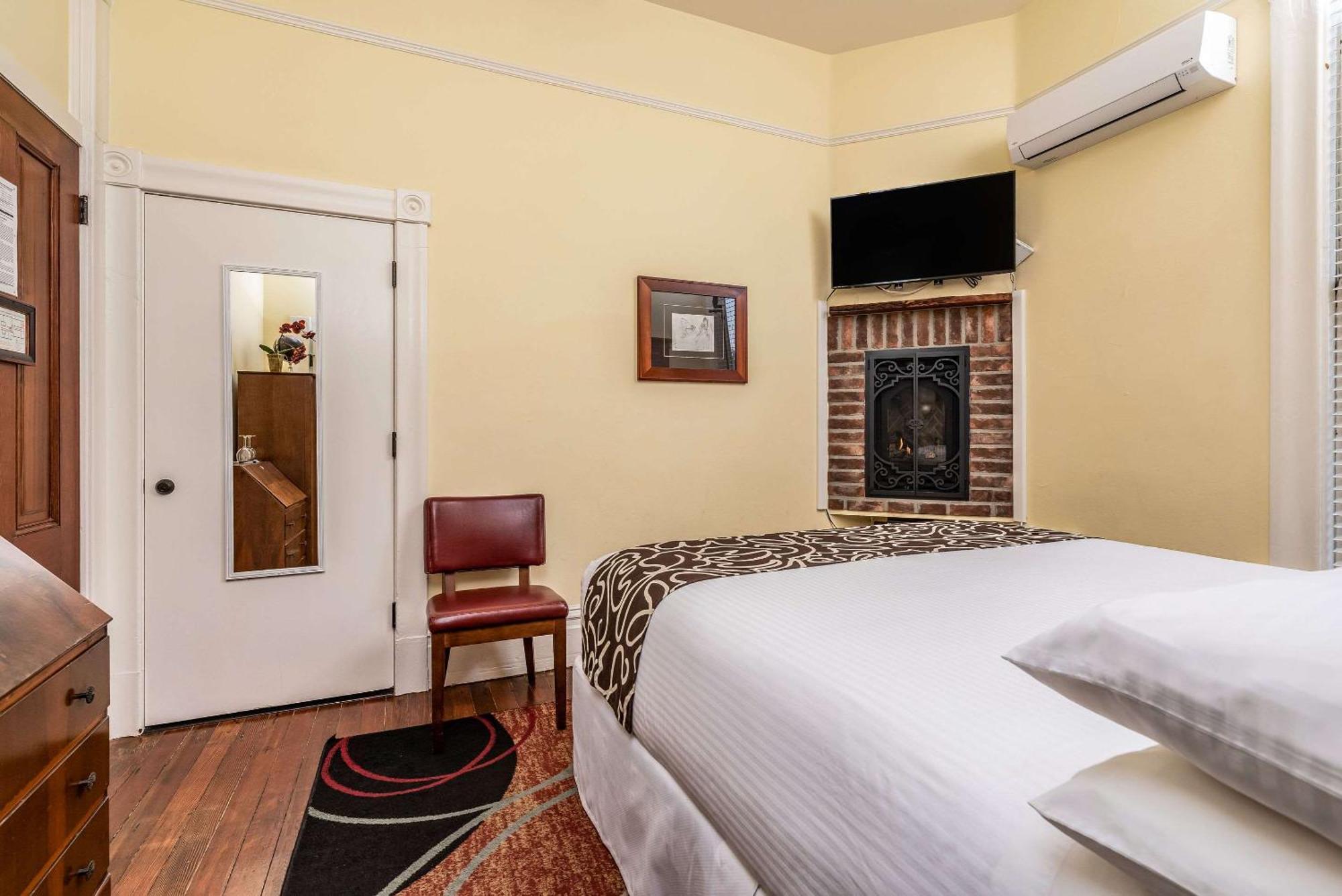 Hotel Napa Valley, Ascend Hotel Collection Extérieur photo